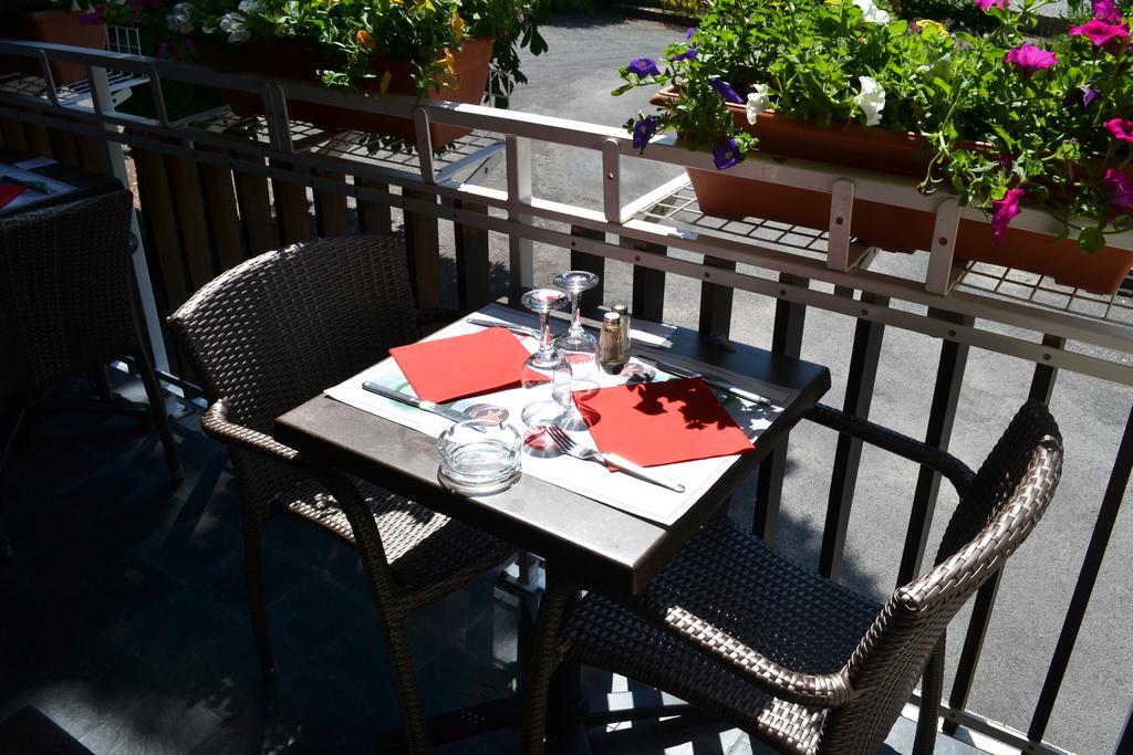 Hotel La Scala Pithiviers Eksteriør billede