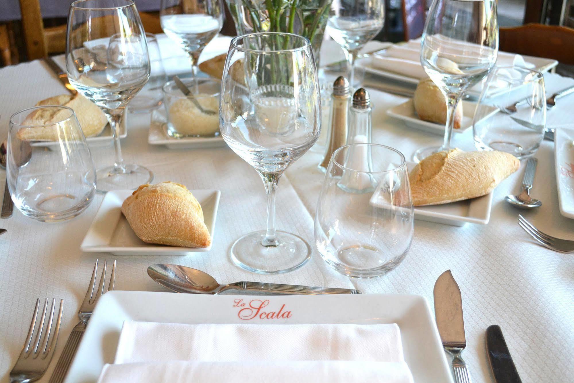 Hotel La Scala Pithiviers Eksteriør billede